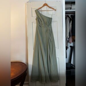 Azazie Pistachio Chiffon Brooke Size 6